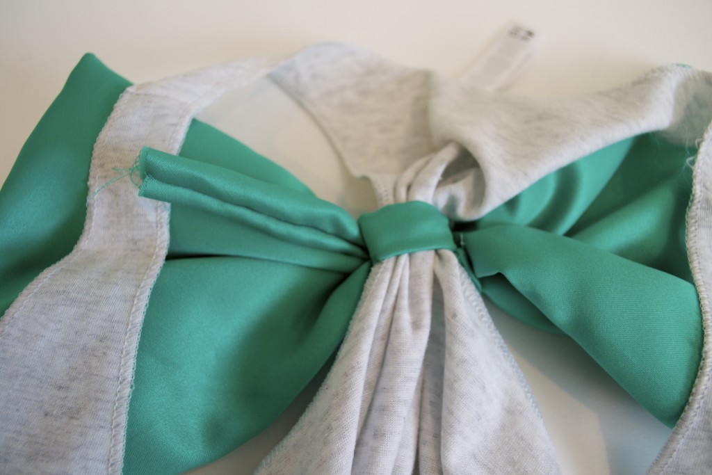 how to make a bow back top